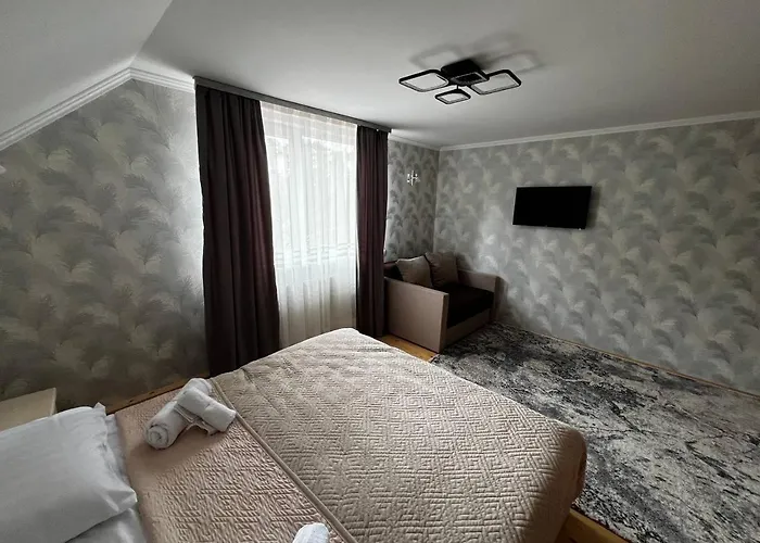 шепіт води Villa Yasinya